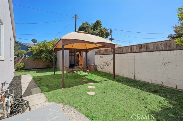 3700 W 147th Street, Hawthorne CA: https://media.crmls.org/medias/02b4178e-03a8-4850-8ea1-9f4db0493a6f.jpg