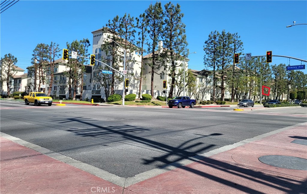 15000 Downey #249