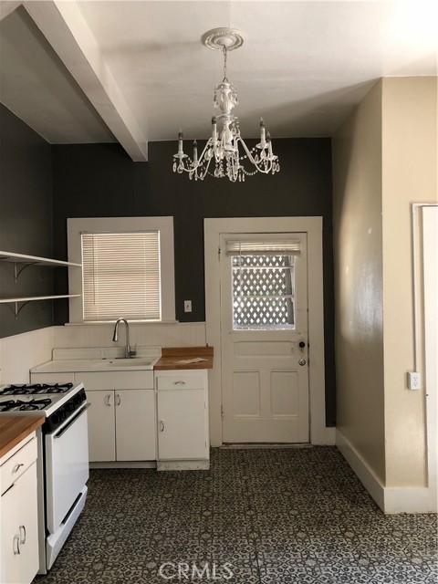 1029 Salem Street, Chico CA: https://media.crmls.org/medias/02b56dbc-1ee6-4c93-bb7a-2ff8fb7bf34a.jpg
