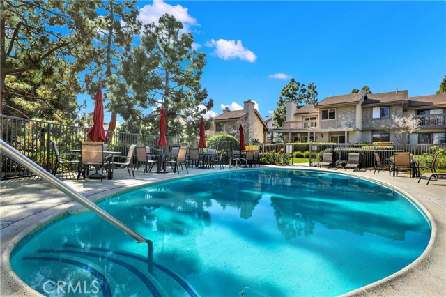 27076 Mill Pond W Road, Dana Point CA: https://media.crmls.org/medias/02b5ac88-fae6-4a27-bacc-0b5ff21881d2.jpg