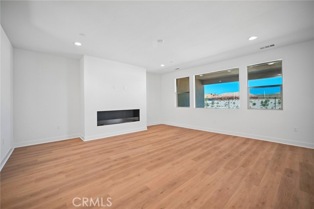 4065 Saddle Drive photo 9