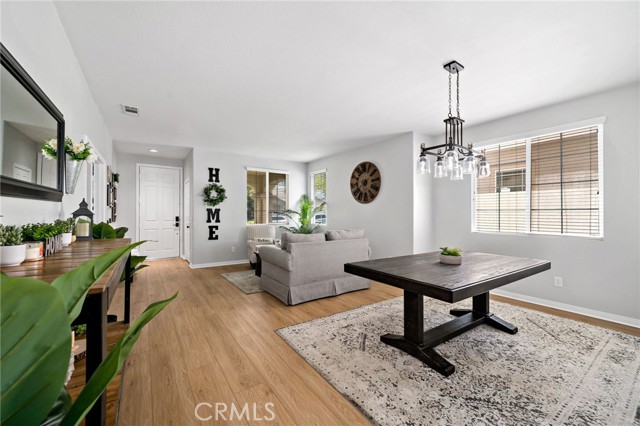 Detail Gallery Image 3 of 42 For 27286 Wedgewood Way, Murrieta,  CA 92562 - 4 Beds | 2 Baths