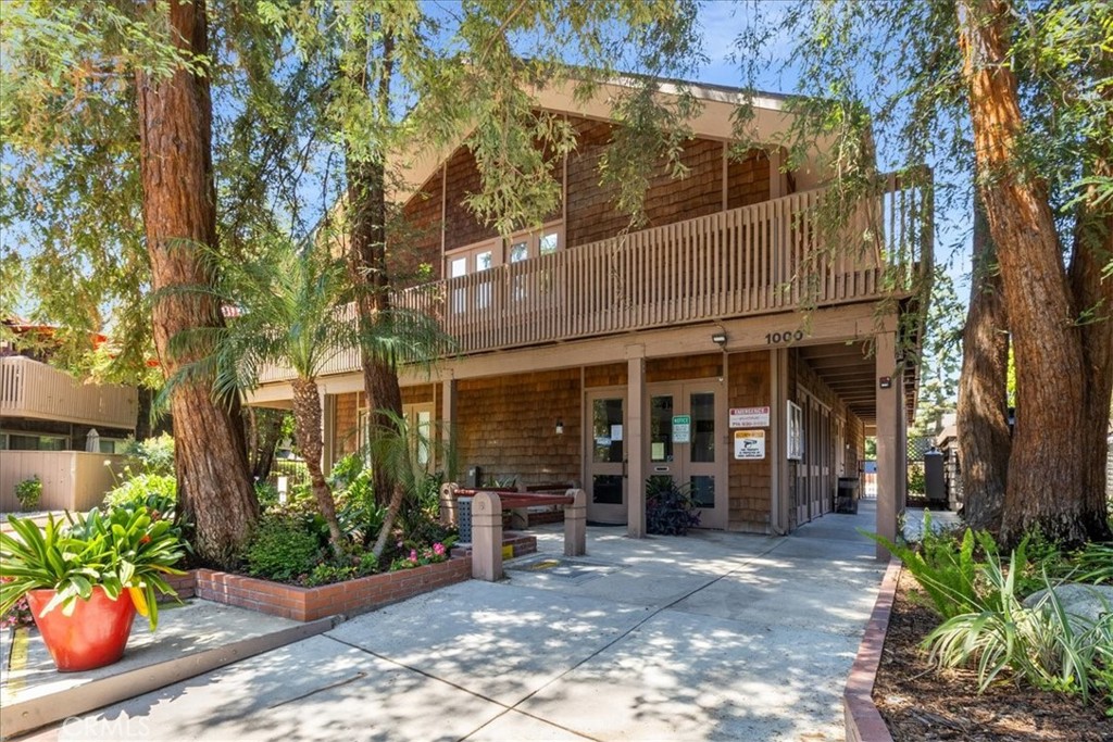 02b6c40d A1c1 4071 8272 5196b32d8eb7