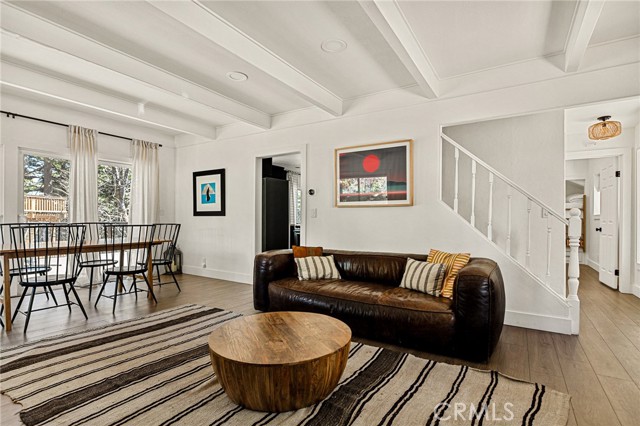 Detail Gallery Image 2 of 24 For 27255 Bernina, Lake Arrowhead,  CA 92352 - 3 Beds | 3 Baths