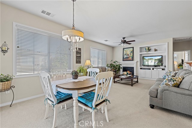 Detail Gallery Image 18 of 43 For 23941 Brescia Dr, Valencia,  CA 91354 - 2 Beds | 2 Baths