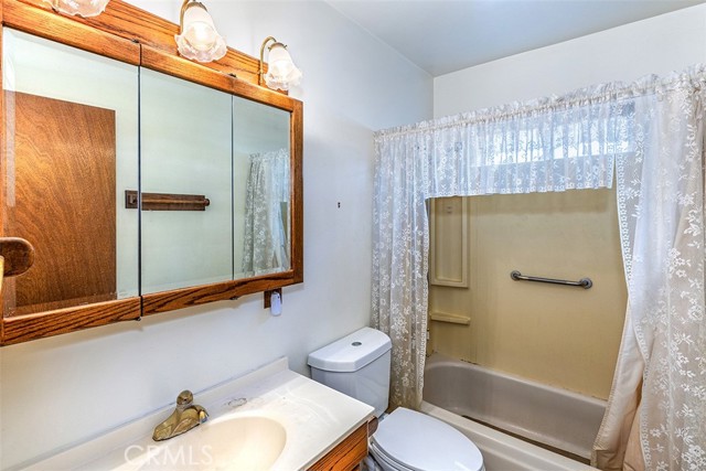 Detail Gallery Image 19 of 31 For 1762 S William Miller Dr, Anaheim,  CA 92804 - 3 Beds | 1/1 Baths