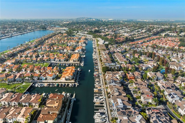 Detail Gallery Image 42 of 44 For 6230 Napoli Ct, Long Beach,  CA 90803 - 4 Beds | 4 Baths