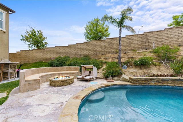Detail Gallery Image 33 of 44 For 20508 Charlie Ct, Saugus,  CA 91350 - 4 Beds | 3 Baths