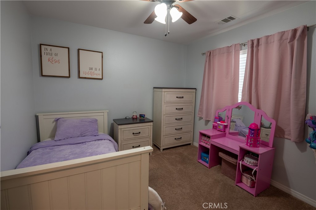 https://media.crmls.org/medias/02baff21-1ba7-4579-84f0-a032be7ff214.jpg?preset=X-Large