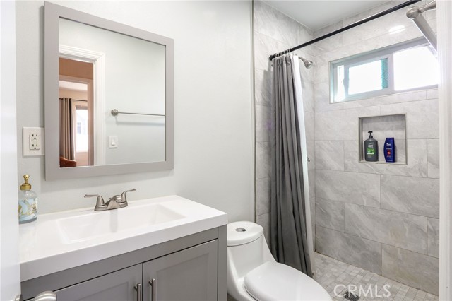 Detail Gallery Image 19 of 36 For 1997 12th, La Verne,  CA 91750 - 4 Beds | 2 Baths