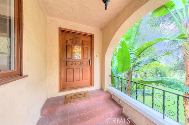 516 Orange Grove Avenue, South Pasadena CA: https://media.crmls.org/medias/02bc0594-8358-479c-abd6-15bbefe8d25d.jpg