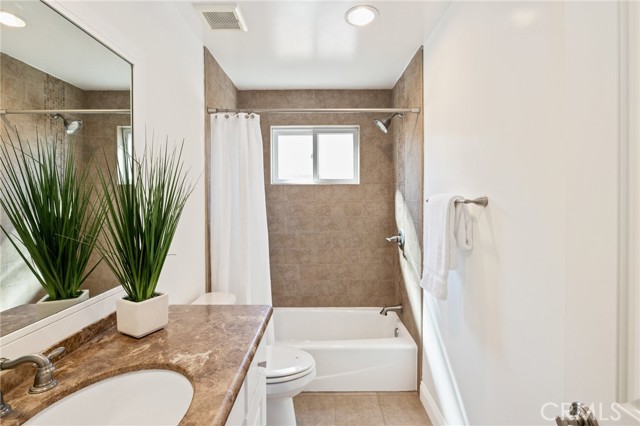 1915 Grant Avenue, Redondo Beach, California 90278, 3 Bedrooms Bedrooms, ,3 BathroomsBathrooms,Residential,Sold,Grant Avenue,SB21231210