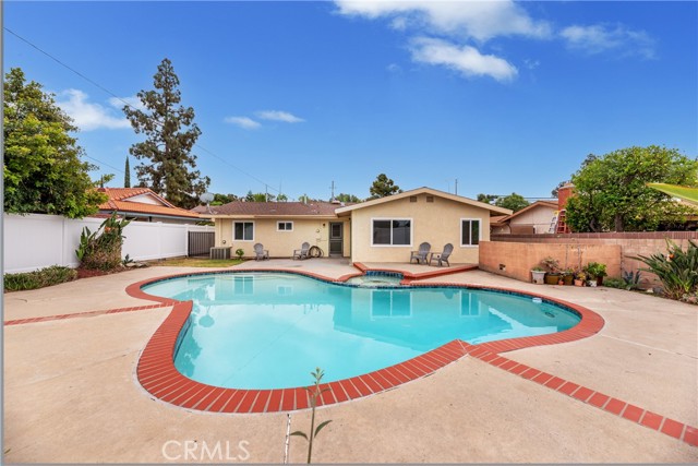 20869 Moonlake Street, Walnut CA: https://media.crmls.org/medias/02bc5db8-5366-4557-bf2c-62ae28a024bd.jpg