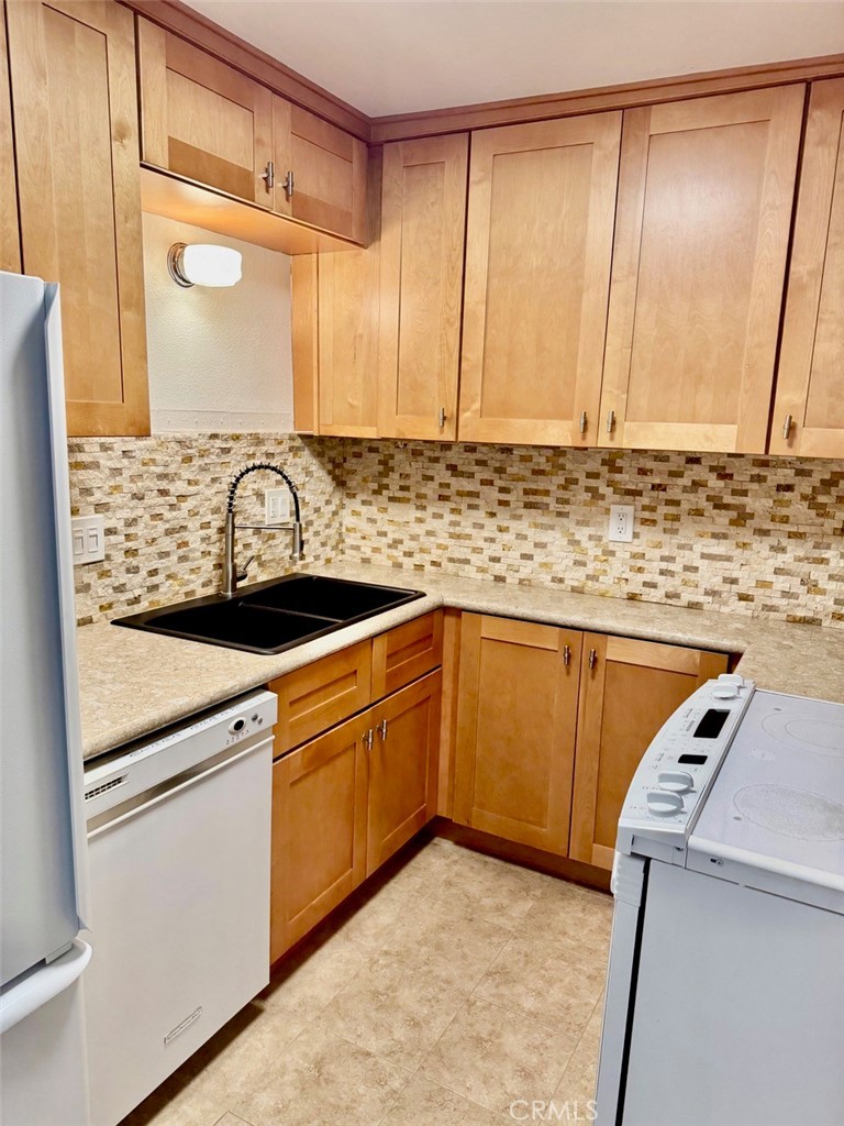 3786 Alabama - photo 5