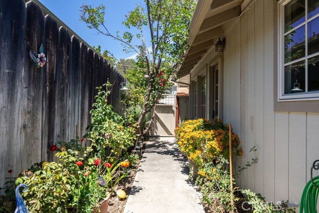 144 12th Street, Paso Robles CA: https://media.crmls.org/medias/02bd6372-1256-47b9-a6ab-b04c1d4b9e0e.jpg