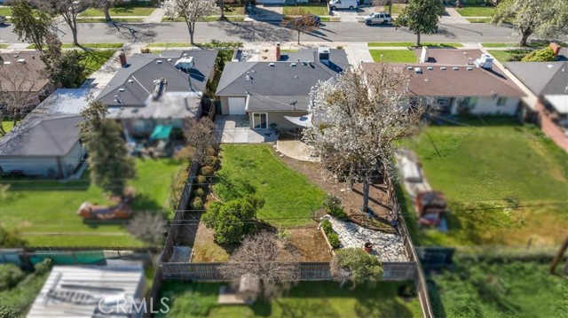 Detail Gallery Image 41 of 45 For 404 W Robinson Ave, Fresno,  CA 93705 - 3 Beds | 2 Baths