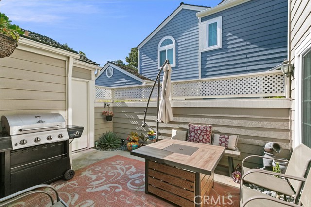 Detail Gallery Image 19 of 45 For 590 John K Dr #102,  Long Beach,  CA 90803 - 3 Beds | 2/1 Baths