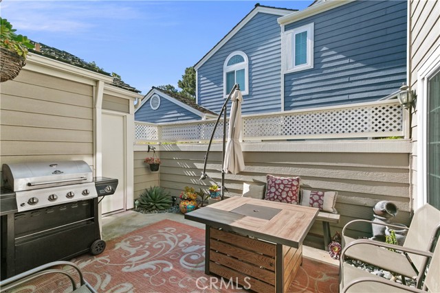 Detail Gallery Image 19 of 45 For 590 John K Dr #102,  Long Beach,  CA 90803 - 3 Beds | 2/1 Baths