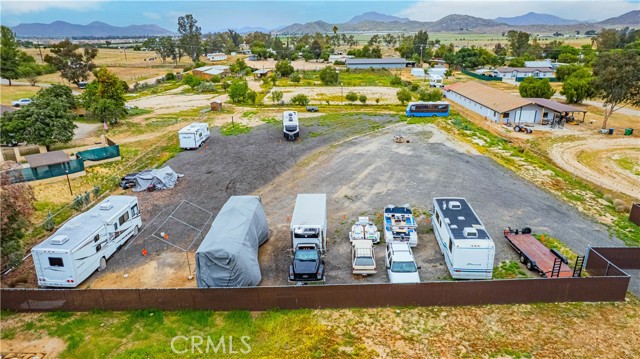30300 Garbani Road, Menifee CA: https://media.crmls.org/medias/02bf3c95-efe6-416f-9505-9a74d255f808.jpg
