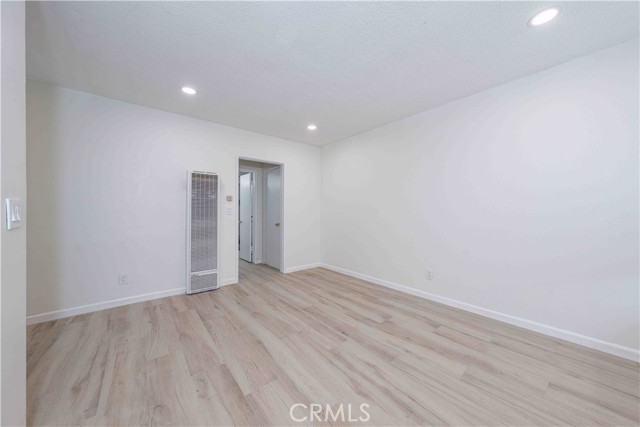 Detail Gallery Image 5 of 17 For 1316 W Valencia, Fullerton,  CA 92833 - 1 Beds | 1 Baths