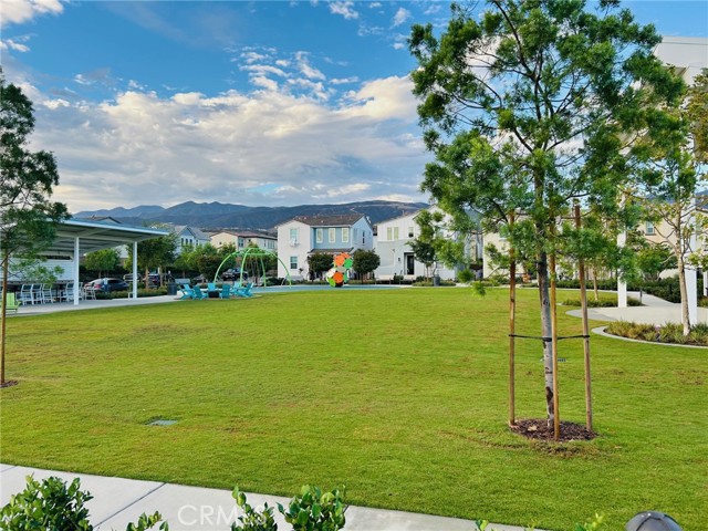 Detail Gallery Image 6 of 8 For 4167 4167 Horvath, Corona,  CA 92883 - 3 Beds | 2/1 Baths