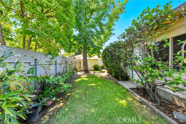 8847 Naomi Avenue, San Gabriel CA: https://media.crmls.org/medias/02bf7e3e-1a56-4c38-951e-79cc7bb2e331.jpg