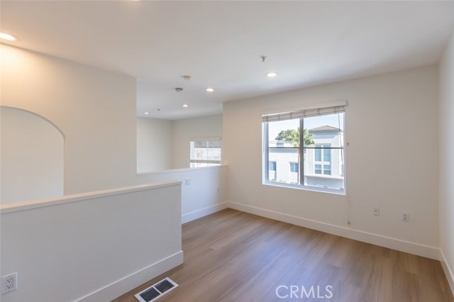 Detail Gallery Image 11 of 37 For 2400 Scholarship, Irvine,  CA 92612 - 1 Beds | 1 Baths