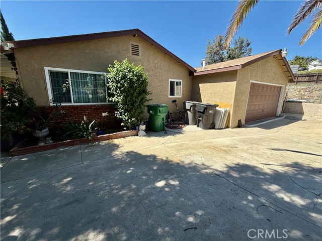 Detail Gallery Image 7 of 34 For 19107 Lyle Ave, Corona,  CA 92881 - 3 Beds | 2 Baths