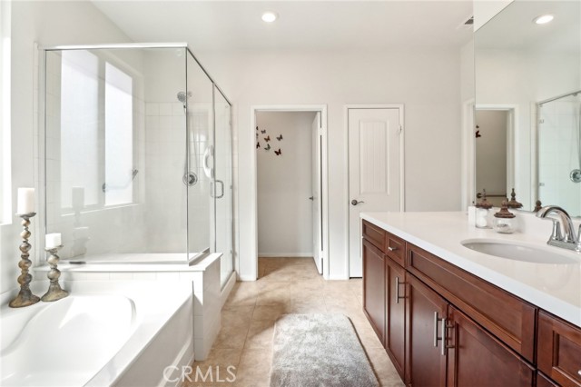 1340 Corte Alamonte, Hemet CA: https://media.crmls.org/medias/02c0a695-87da-44ef-b1b5-ac0788cea543.jpg