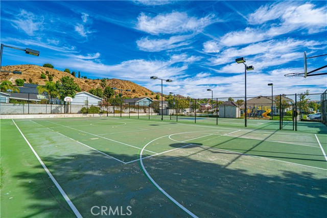 Detail Gallery Image 69 of 74 For 20164 Crestview Dr., Canyon Country,  CA 91351 - 3 Beds | 2 Baths