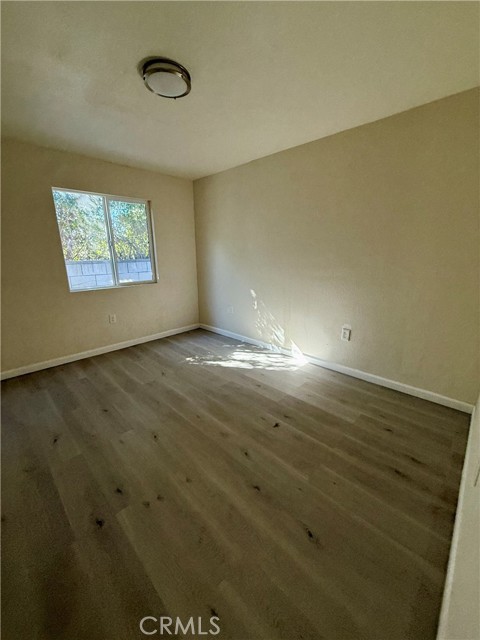 Detail Gallery Image 6 of 17 For 17055 San Bernardino St #2,  Fontana,  CA 92335 - 3 Beds | 2 Baths