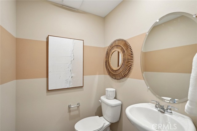 Detail Gallery Image 6 of 16 For 14072 Starlene St, Moreno Valley,  CA 92555 - 4 Beds | 2/1 Baths