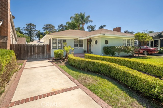 Detail Gallery Image 6 of 52 For 224 E Princeton St, Ontario,  CA 91764 - 3 Beds | 1/1 Baths
