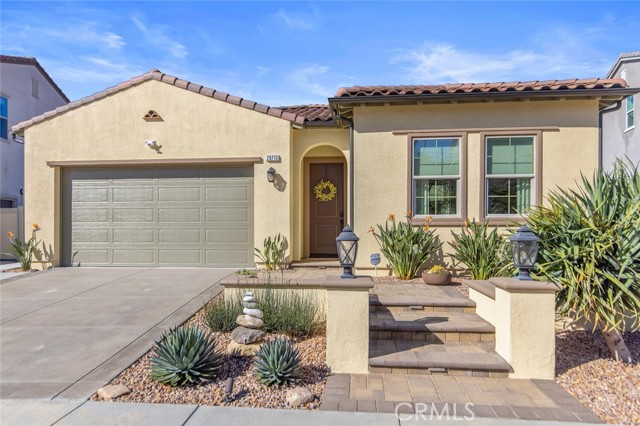 Detail Gallery Image 1 of 74 For 28713 Lambent Way, Saugus,  CA 91350 - 3 Beds | 2/1 Baths