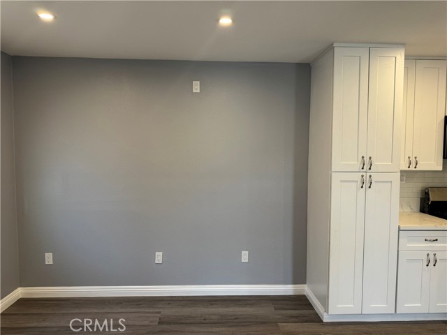 Image 14 of 23 For 1411 Garnsey Street