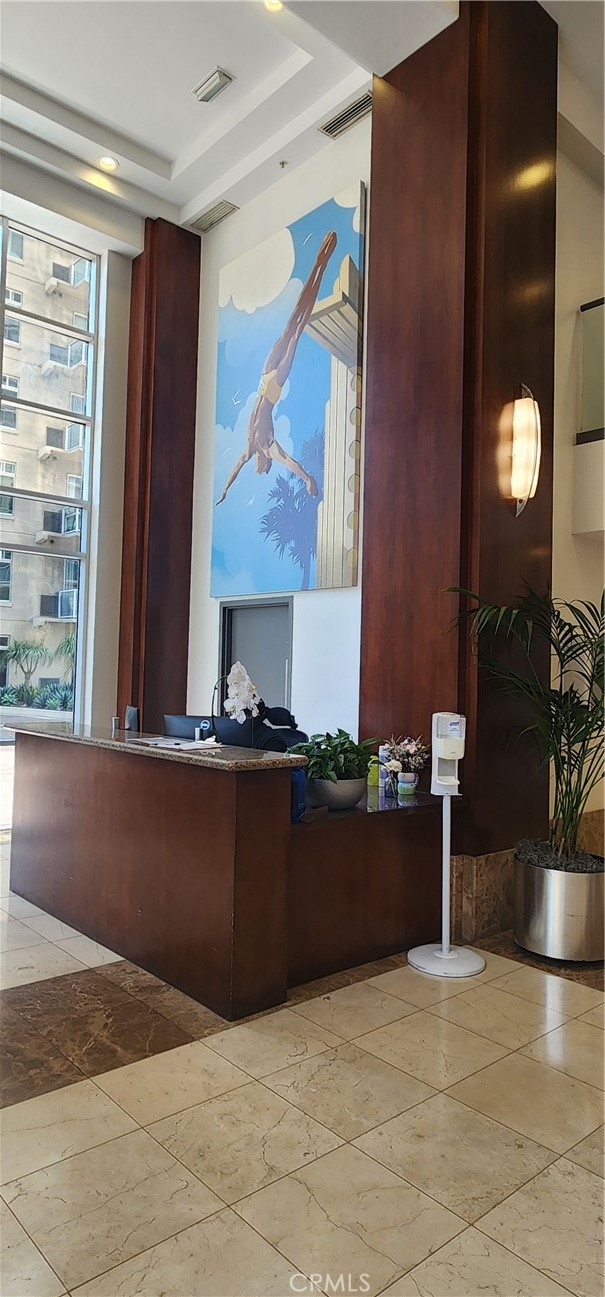 Detail Gallery Image 3 of 43 For 388 E Ocean Bld #206,  Long Beach,  CA 90802 - 1 Beds | 1 Baths