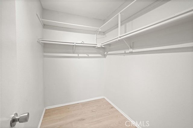 Detail Gallery Image 11 of 15 For 10636 Woodley Ave #1,  Granada Hills,  CA 91344 - 3 Beds | 2 Baths