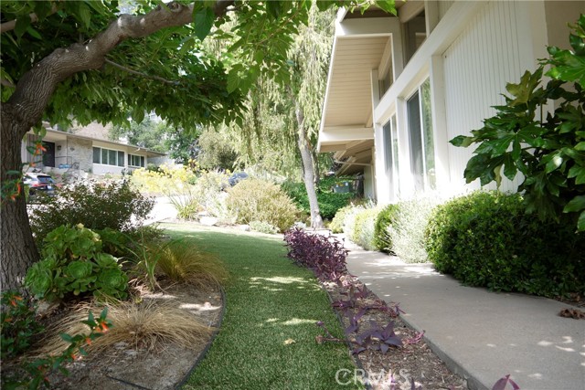 Detail Gallery Image 6 of 48 For 4127 Lanterman, La Canada Flintridge,  CA 91011 - 3 Beds | 2/1 Baths