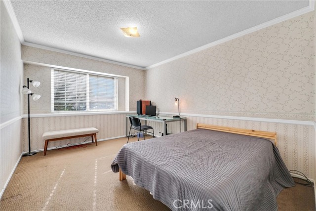 61 W Birchcroft Street, Arcadia CA: https://media.crmls.org/medias/02c47a25-a830-49f1-a672-01109550ce18.jpg