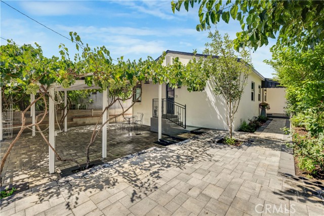 Detail Gallery Image 1 of 48 For 7611 Yates St, Tujunga,  CA 91042 - 2 Beds | 2 Baths