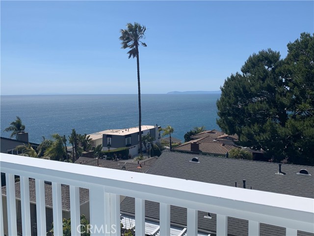 Detail Gallery Image 12 of 14 For 923 La Mirada, Laguna Beach,  CA 92651 - 3 Beds | 2 Baths