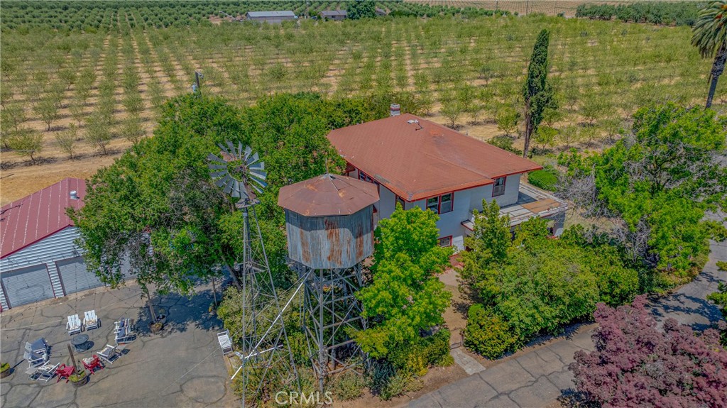 https://media.crmls.org/medias/02c570ad-e1dd-4aee-8d10-8f19d02c1380.jpg?preset=X-Large