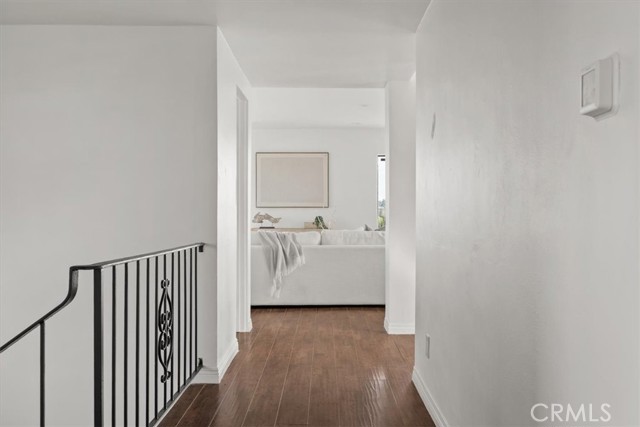 Detail Gallery Image 3 of 61 For 5160 Medina Rd, Woodland Hills,  CA 91364 - 3 Beds | 2/1 Baths