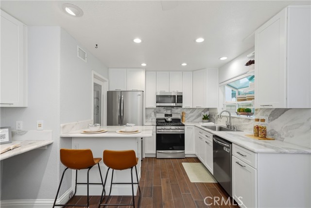 Front Image Thumbnail for CRCV26153318