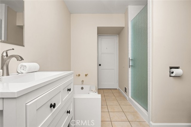 Detail Gallery Image 22 of 30 For 926 W. Valencia Mesa Drive, Fullerton,  CA 92835 - 3 Beds | 1/1 Baths