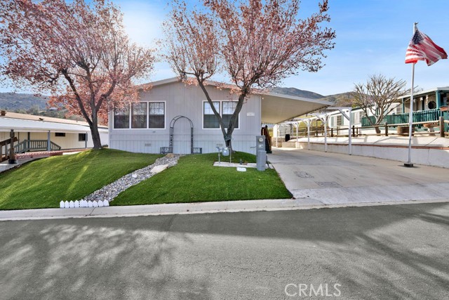 Detail Gallery Image 21 of 43 For 21276 White Pine Dr #16,  Tehachapi,  CA 93561 - 3 Beds | 2 Baths