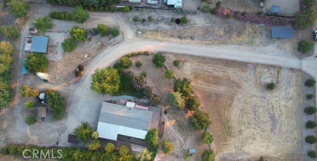 5825 Deer Creek Way, Paso Robles CA: https://media.crmls.org/medias/02c72cbe-2f23-41ac-8571-d7f45f2a0662.jpg