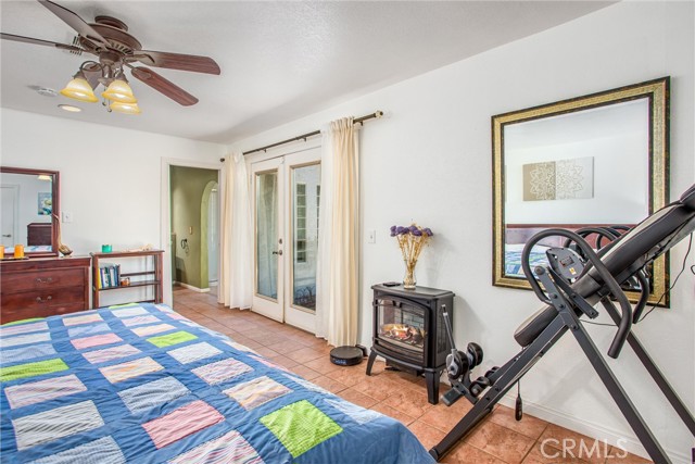 32272 Florida Avenue, Mentone CA: https://media.crmls.org/medias/02c8df68-acf6-415d-a1c6-ed838f4cf707.jpg