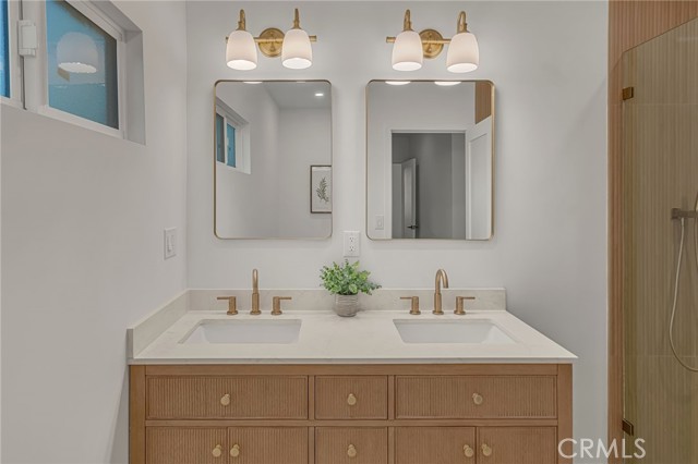 Detail Gallery Image 39 of 55 For 3641 Somerset, Los Angeles,  CA 90016 - 3 Beds | 2 Baths