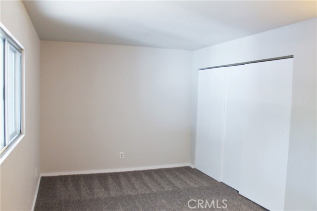 413 W North Shore, Big Bear City CA: https://media.crmls.org/medias/02ca5a09-41ba-4b31-a367-174610e3b099.jpg